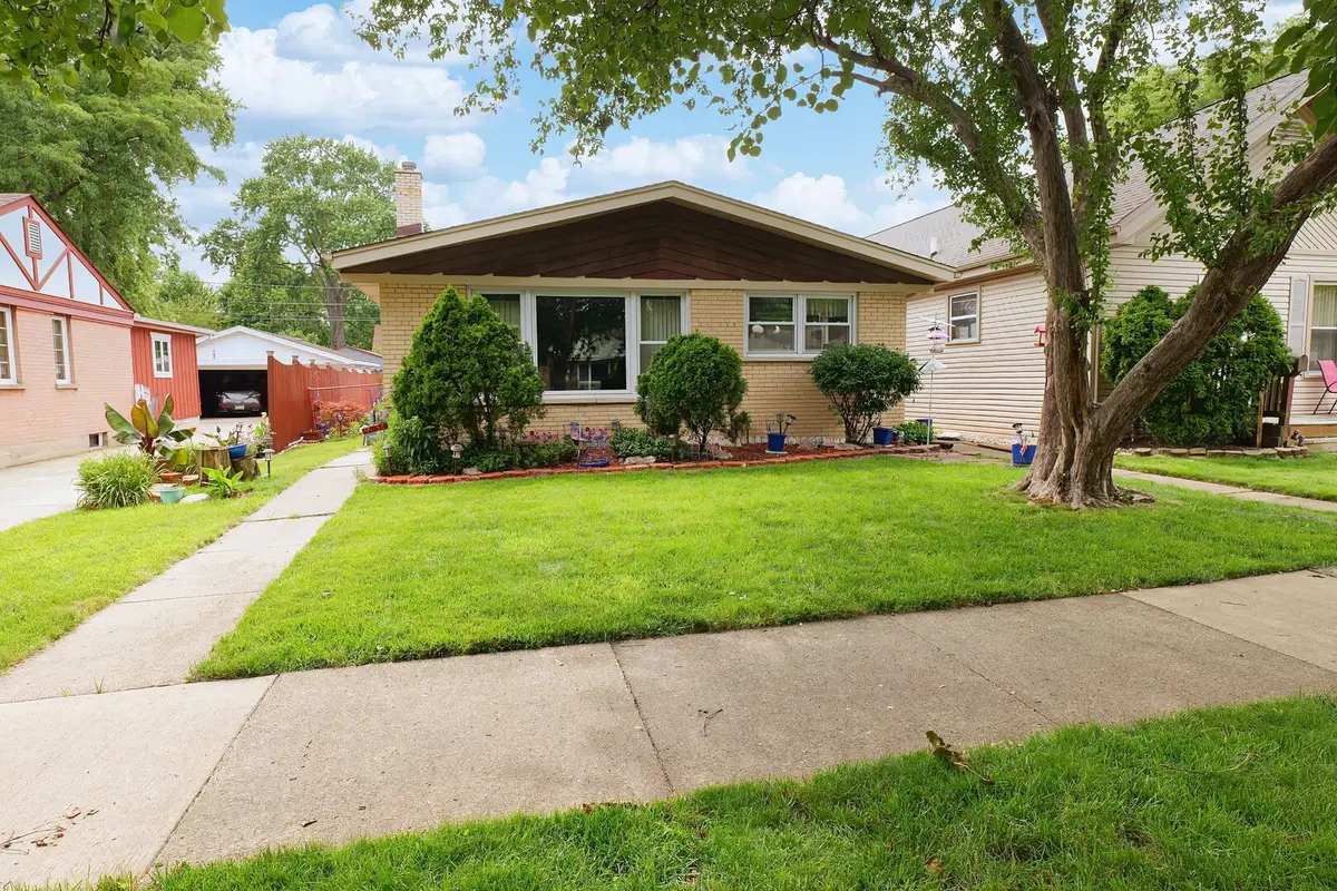 9734 Tulley Avenue, Oak Lawn, IL 60453 - #1
