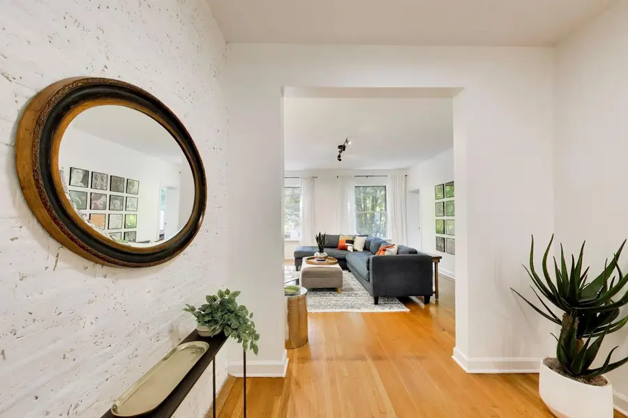 6160 N Winthrop Avenue #3S, Chicago, IL 60660 - #2