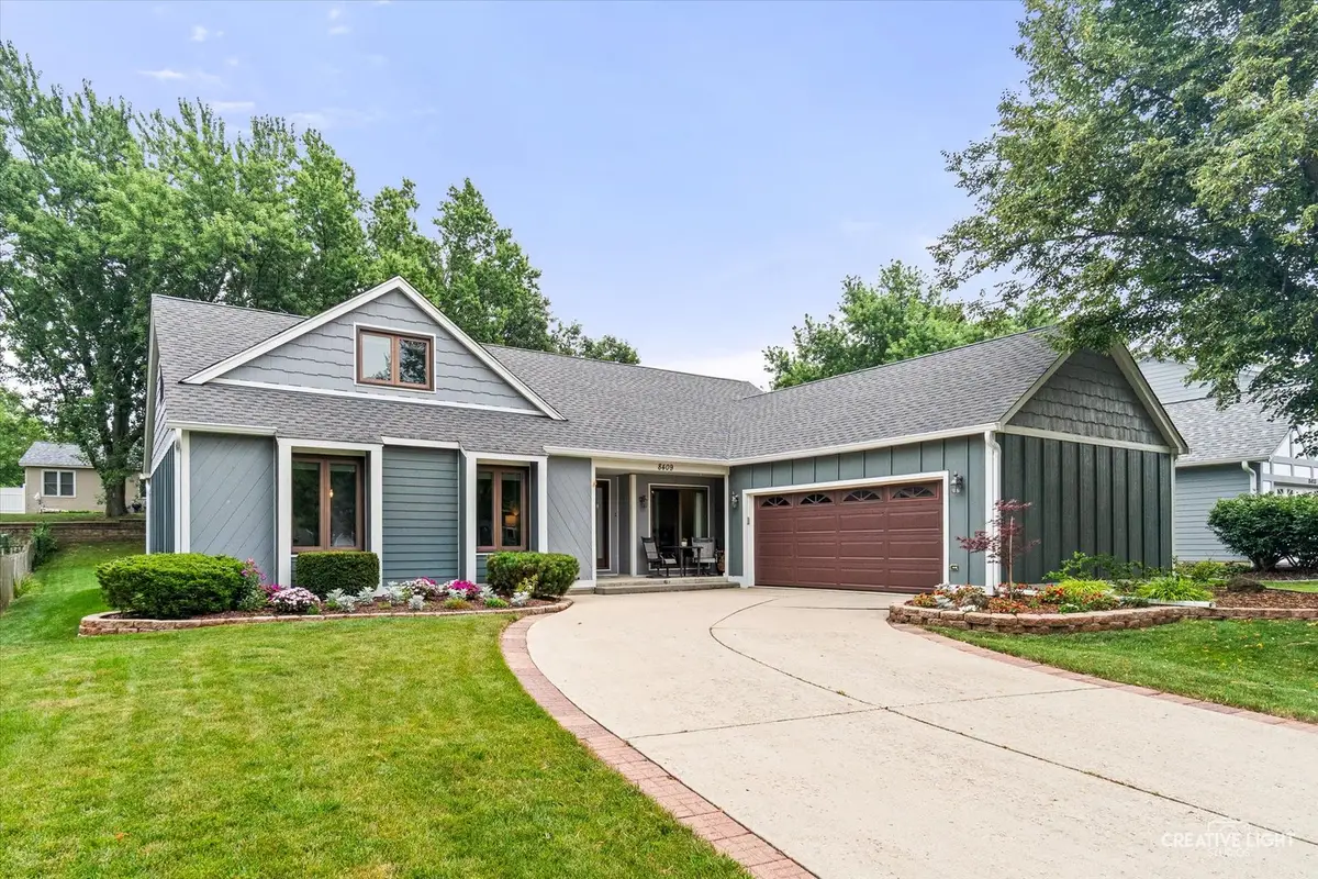 8409 Mending Wall Drive, Woodridge, IL 60517 - #1