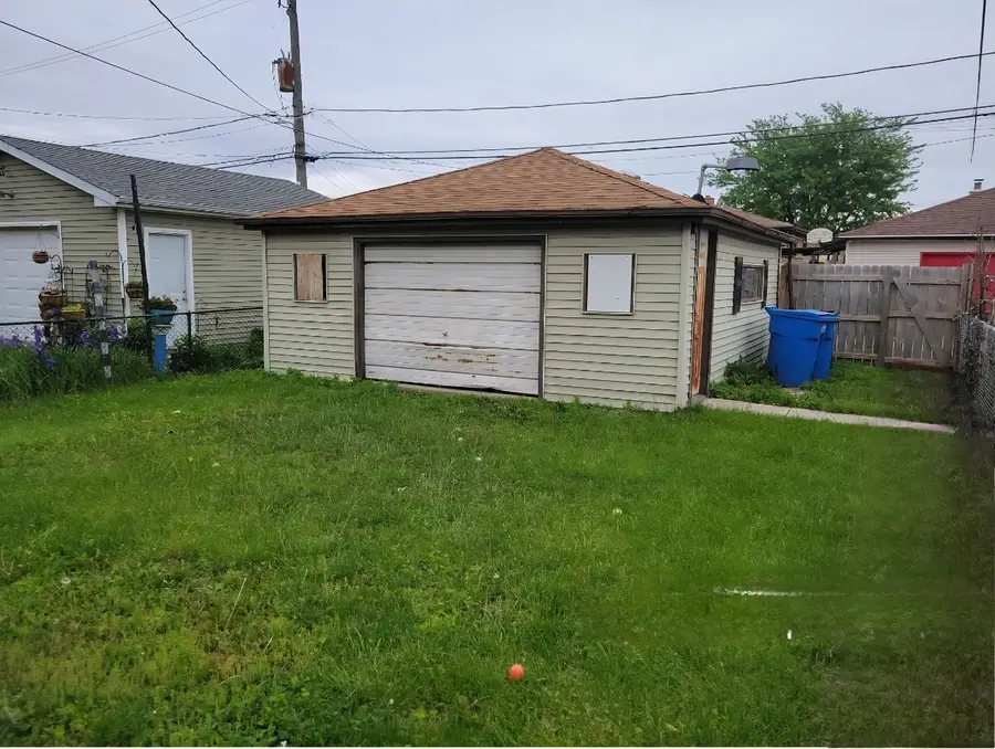 4637 S Kilpatrick Avenue, Chicago, IL 60632 - #3
