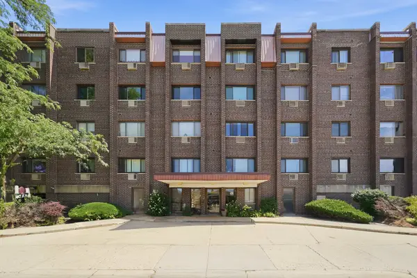 4623 N Chester Avenue #103W, Chicago, IL 60656