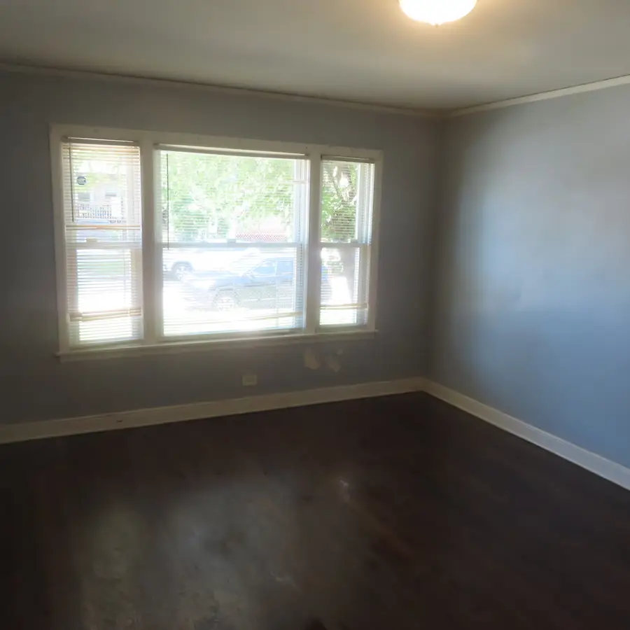 10549 S Indiana Avenue, Chicago, IL 60628 - #3