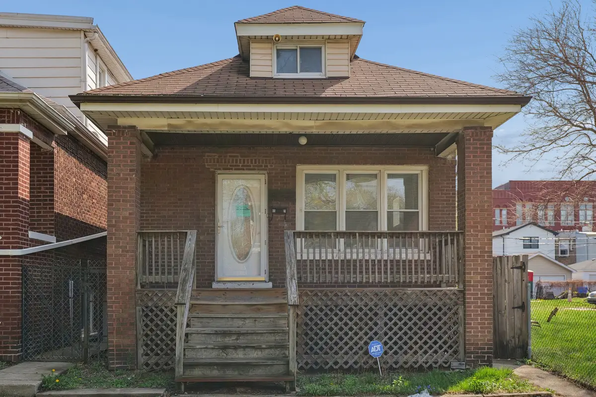 6521 S Saint Lawrence Avenue, Chicago, IL 60637 - #1