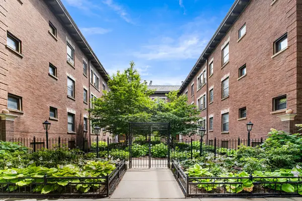 3749 N Pine Grove Avenue #3, Chicago, IL 60613