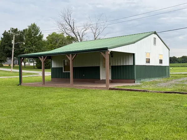 703 O Henry Street, Mcleansboro, IL 62859