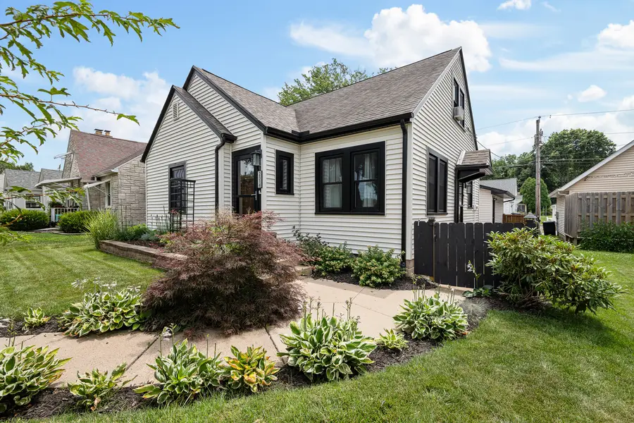2514 23rd A Avenue, Moline, IL 61265 - #2