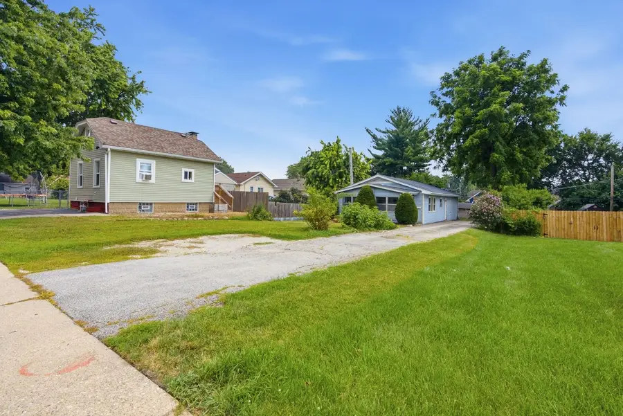 Address Withheld By Seller, Aurora, IL 60505 - #2