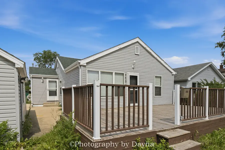 453 N Michigan Avenue, Bradley, IL 60915 - #2