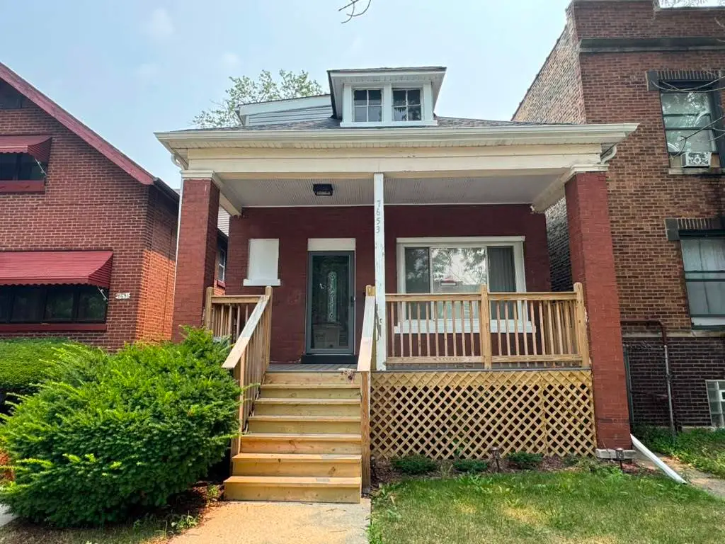 7653 S Saint Lawrence Avenue, Chicago, IL 60619 - #1