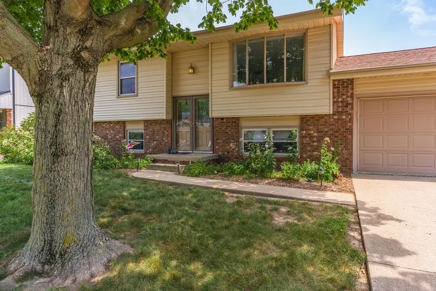 304 S Evergreen Lane, Bloomington, IL 61704 - #2