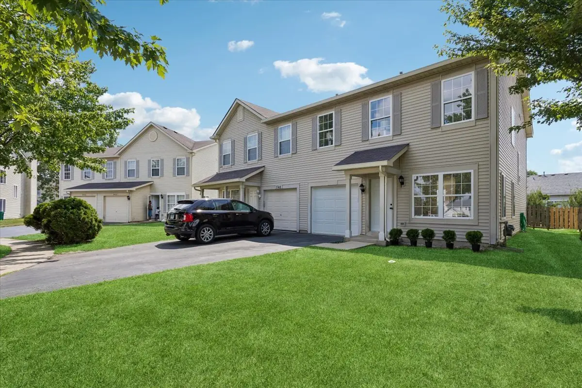 738 S Shannon Drive, Romeoville, IL 60446 - #1