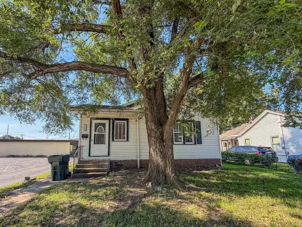 1104 W Williams Street, Danville, IL 61832