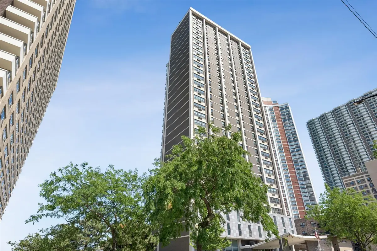 6147 N Sheridan Road #11A, Chicago, IL 60660 - #1