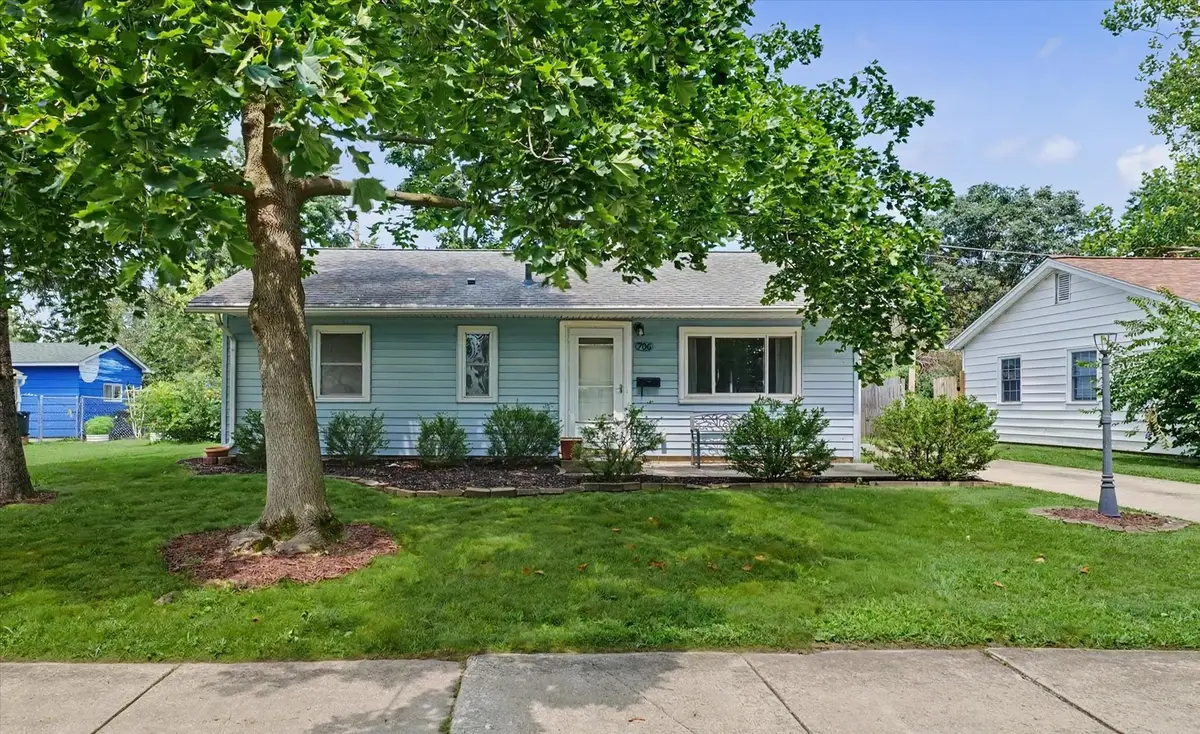 706 E Michigan Avenue, Urbana, IL 61801 - #1