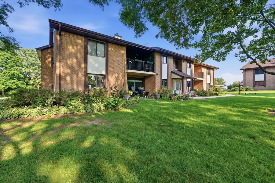 2204 Wharf Drive #2306, Woodridge, IL 60517 - #3