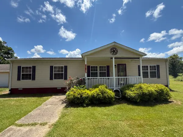 885 Wilson Street, Stonefort, IL 62987
