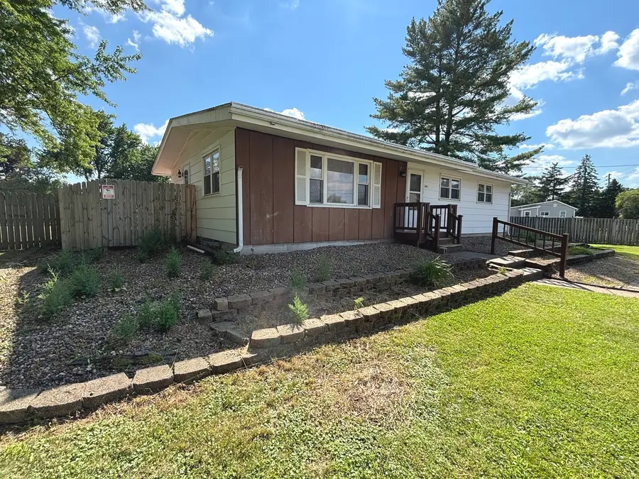 5310 12th Avenue, Moline, IL 61265 - #2