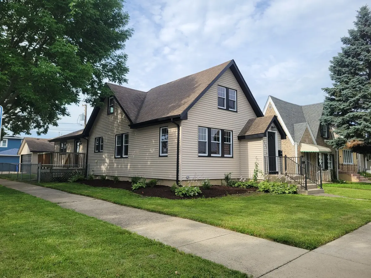 7501 W Winnemac Avenue, Harwood Heights, IL 60706 - #1