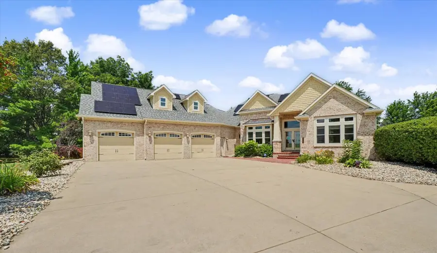 1270 W Hickory Point Road, Decatur, IL 62526 - #2