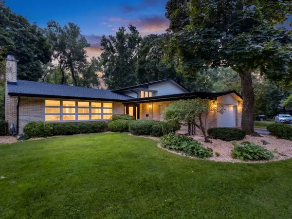 1441 Sequoia Trail, Glenview, IL 60025