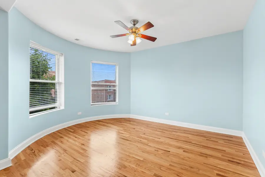 4614 S Calumet Avenue #3S, Chicago, IL 60653 - #3
