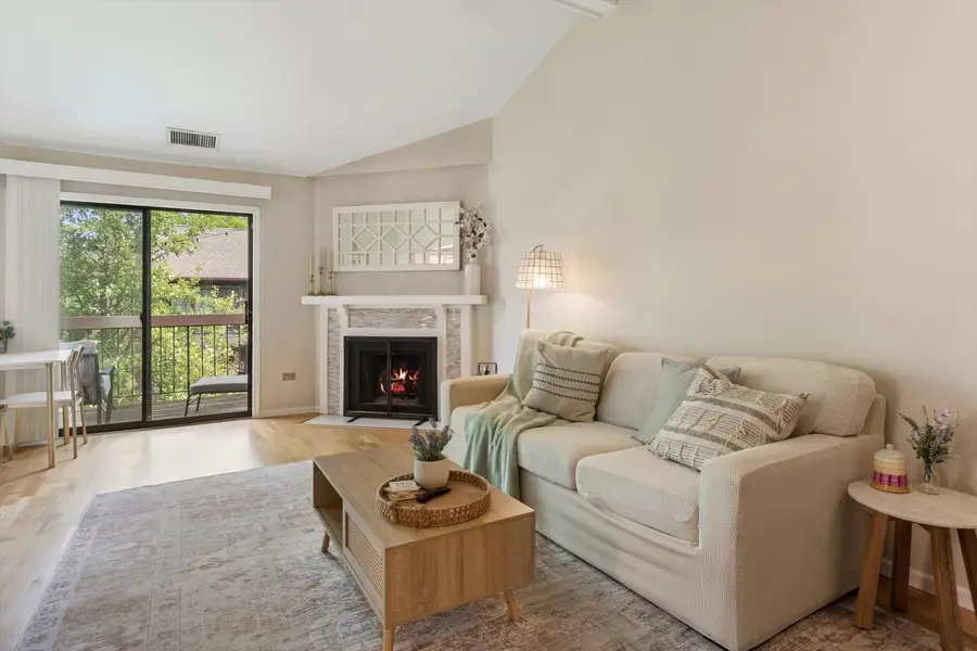 230 Windsor Lane #D, Willowbrook, IL 60527 - #3