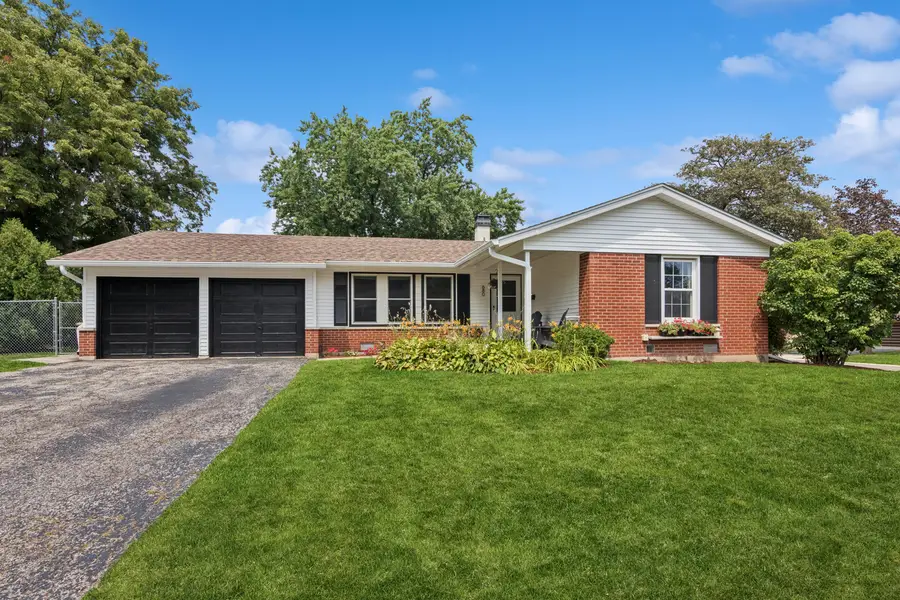 680 Brantwood Court, Elk Grove Village, IL 60007 - #2