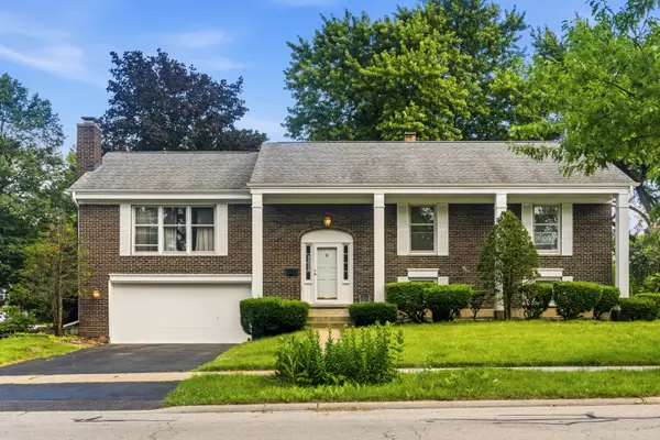 933 W Gilbert Avenue, Palatine, IL 60067