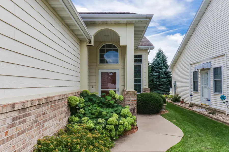 17 Grape Vine Lane, Bloomington, IL 61704 - #2