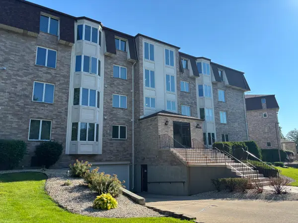 3660 186th Street #105, Lansing, IL 60438