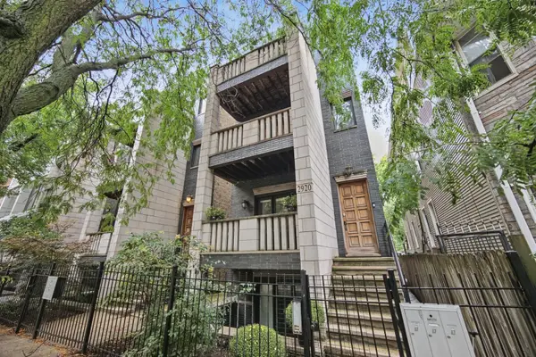 2920 N Damen Avenue #2, Chicago, IL 60618