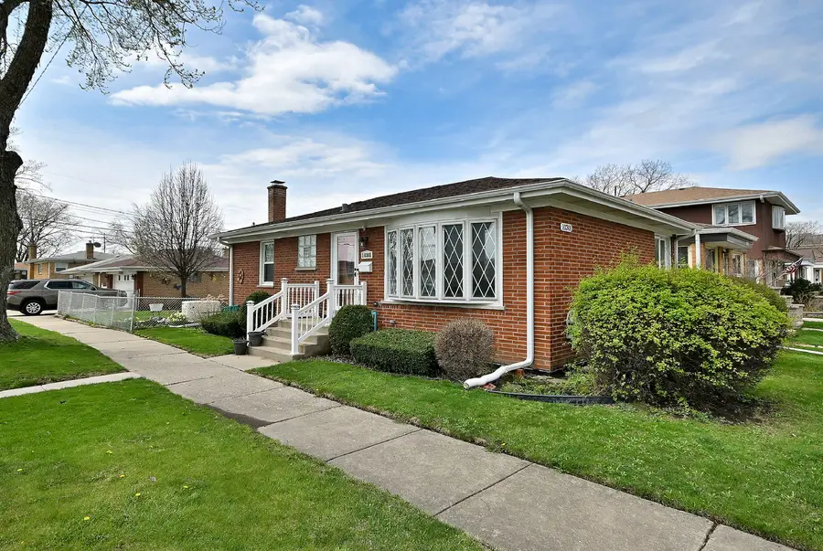 10301 Panoramic Drive, Franklin Park, IL 60131 - #2