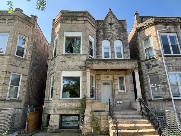 3509 W Lexington Street, Chicago, IL 60624