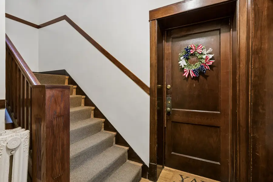 Address Withheld By Seller, Chicago, IL 60613 - #3
