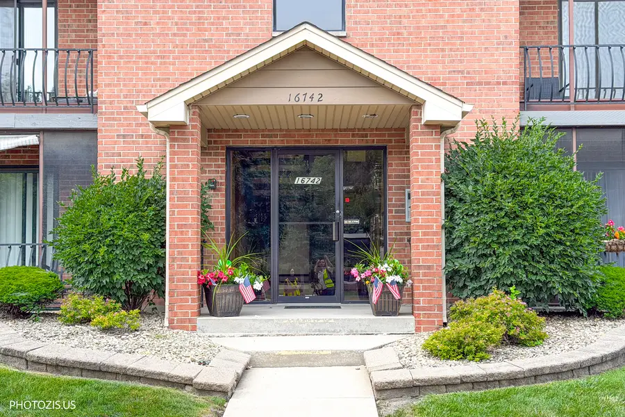 Address Withheld By Seller, Tinley Park, IL 60477 - #2