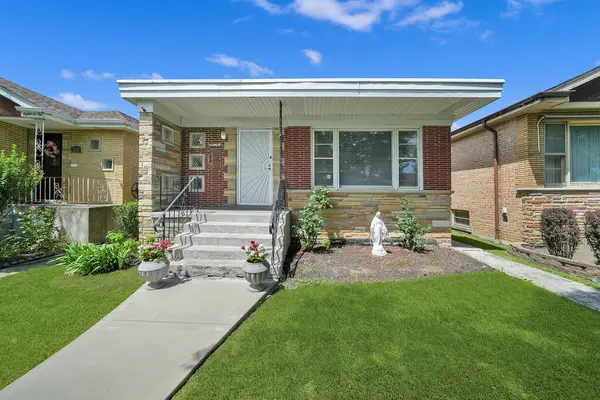 8606 S Kostner Avenue, Chicago, IL 60652