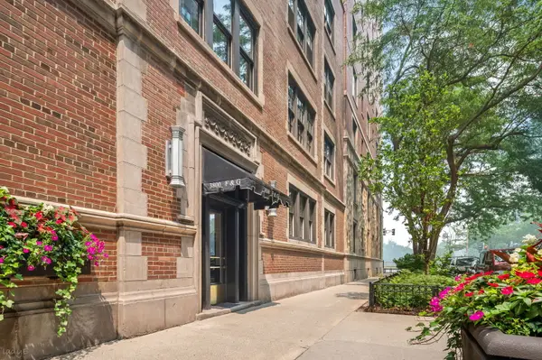 3800 N Lake Shore Drive #3G, Chicago, IL 60613