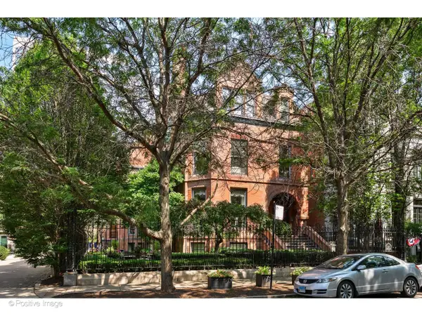 1919 S Prairie Avenue #3, Chicago, IL 60616