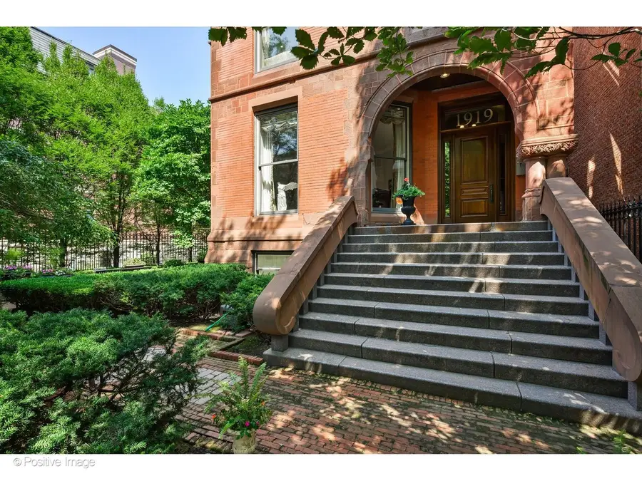 1919 S Prairie Avenue #3, Chicago, IL 60616 - #3