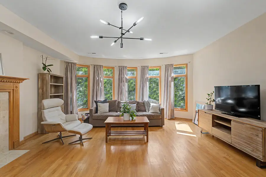 1320 N Cleveland Avenue #2, Chicago, IL 60610 - #2