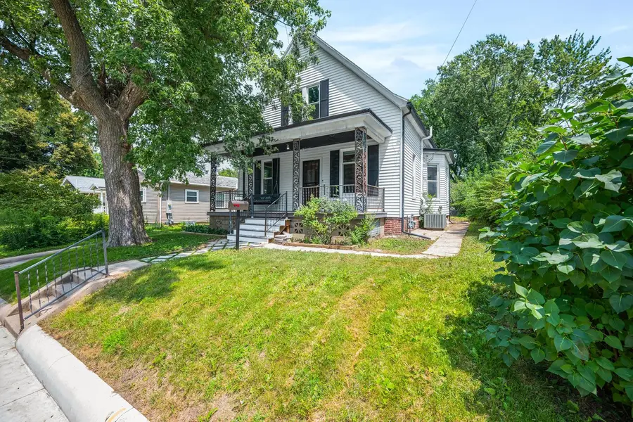 1108 S Clayton Street, Bloomington, IL 61701 - #3
