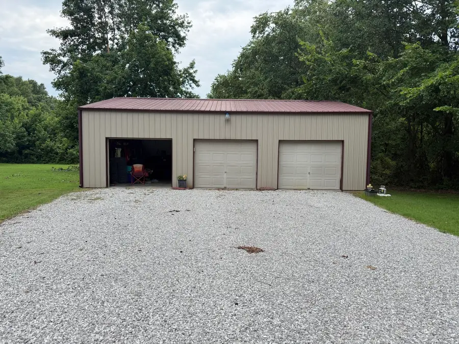 6671 Main Street, Logan, IL 62856 - #2
