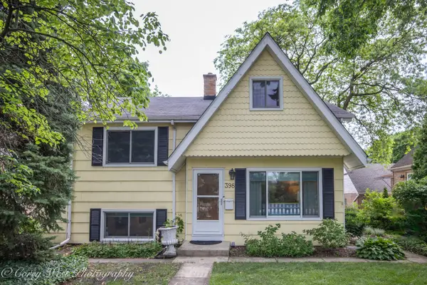 398 W Saint Charles Road, Elmhurst, IL 60126