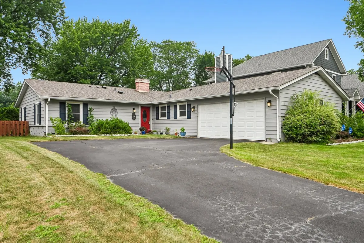 1810 N Ridge Avenue, Arlington Heights, IL 60004 - #1