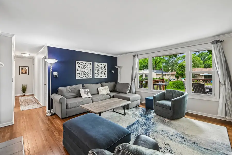 1810 N Ridge Avenue, Arlington Heights, IL 60004 - #2