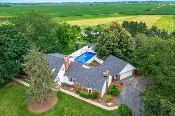 13938 Bethany Road, Sycamore, IL 60178
