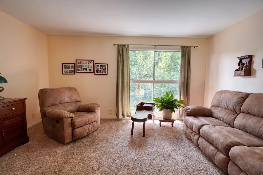 31 Circle Drive W, Montgomery, IL 60538 - #3
