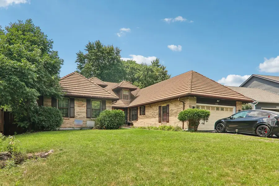 1213 Johnson Drive, Naperville, IL 60540 - #2