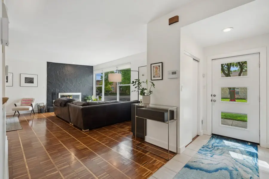 2804 W Rascher Avenue, Chicago, IL 60625 - #3