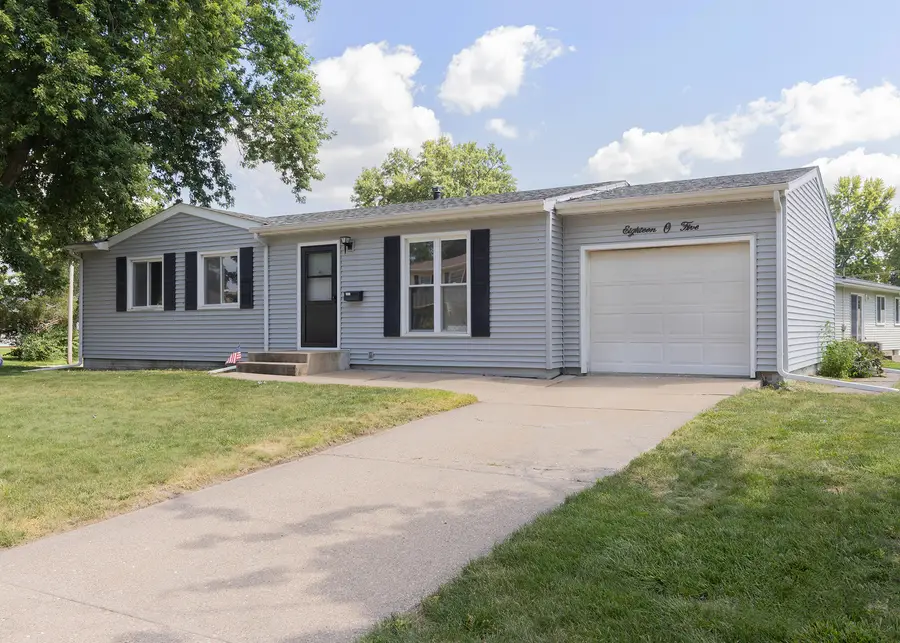 1805 Danbury Drive, Bettendorf, IA 52722 - #2